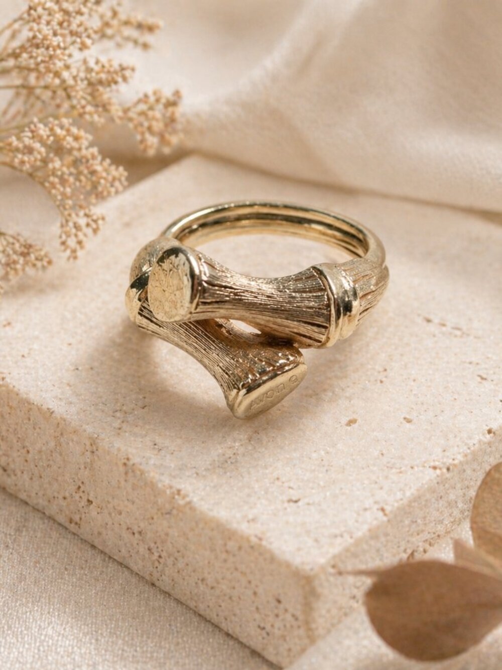 Vintage Avon Bamboo Gold Tone Adjustable Ring 1972 Bamboo Magic Size 6–7.5